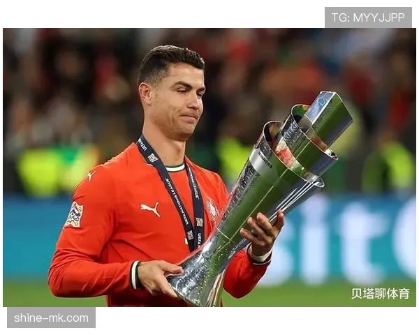 莱万 vs C罗：中锋效率与终结方式差异