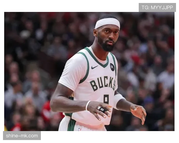 波蒂斯凭借空间型投射与篮板拼抢提升了雄鹿衔接段阵容的进攻容错率